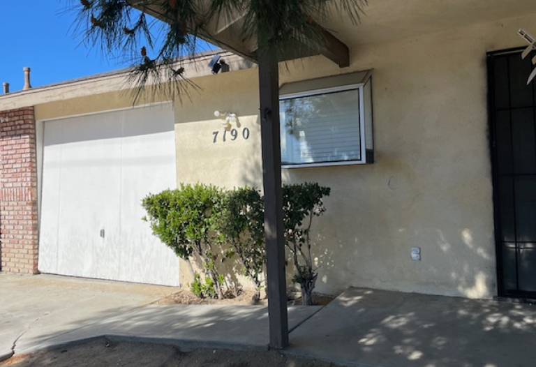 7190 Airway Ave #B, Yucca Valley, Ca 92284