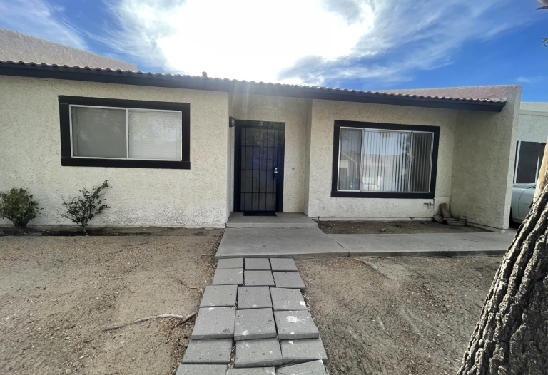56279 Buena vista Dr #19, Yucca Valley, Ca 92284