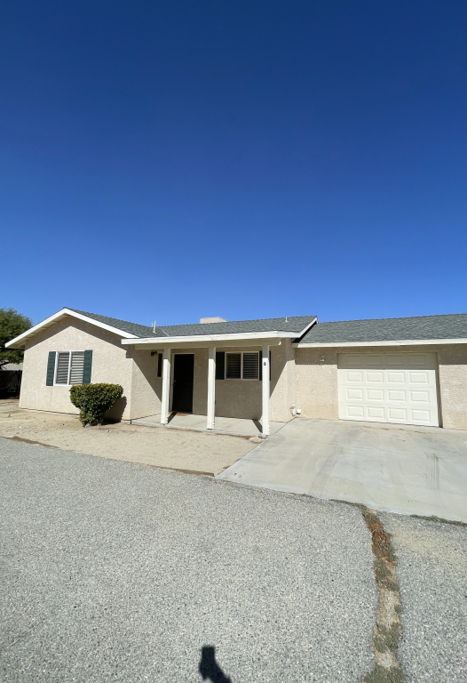 7344 Olympic Rd #B, Joshua Tree
