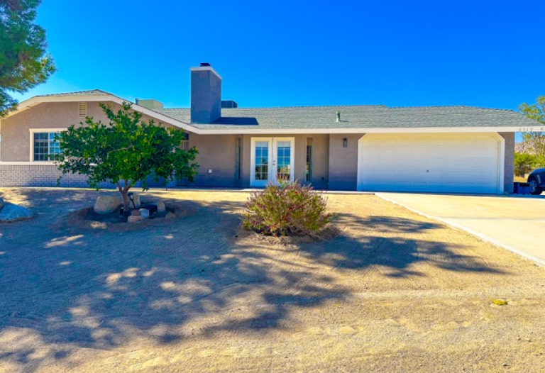 6910 Wamego Trl, Yucca Valley, Ca 92284