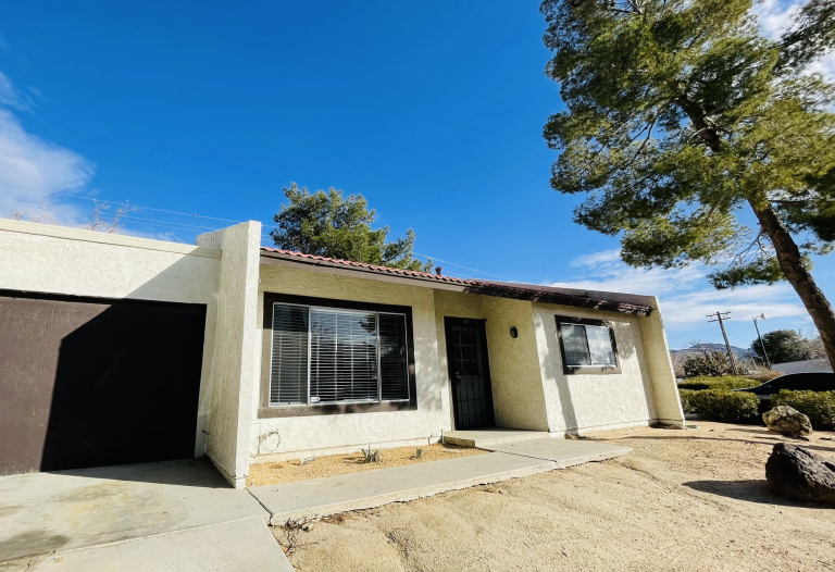 56279 Buena Vista Dr. #12, Yucca Valley